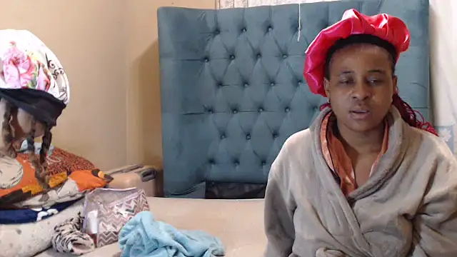 Snapshot of EbonyEssence chatting on 05/21/26, 10:28 EbonyEssence online show from 05/21/26, 10:28