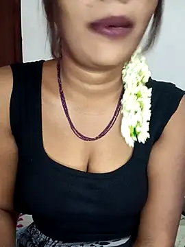 Tamil kavinila online show from 02/09/26, 08:07