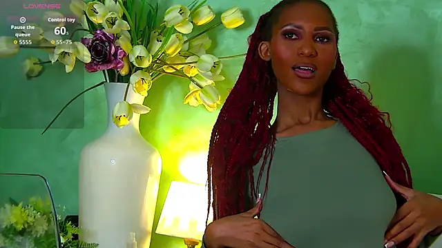 Izzie Sugar online show from 10/09/25, 07:12