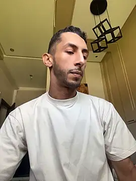 Yasar-Xxxl online show from 06/25/26, 01:48