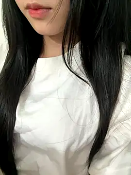 Snapshot of Desi_sara chatting on 10/04/25, 02:53 Desi sara online show from 10/04/25, 02:53