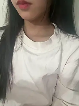 Snapshot of Desi_sara chatting on 10/09/25, 01:20 Desi sara online show from 10/09/25, 01:20