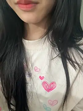 Snapshot of Desi_sara chatting on 10/17/25, 03:20 Desi sara online show from 10/17/25, 03:20