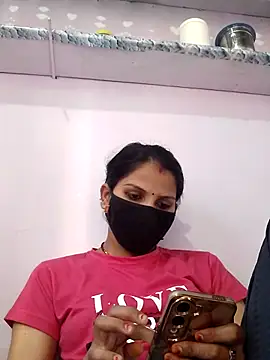 poojam93 online show from 11/01/25, 08:27