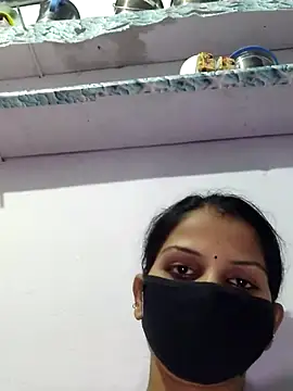 poojam93 online show from 11/04/25, 03:33