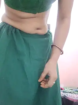 poojam93 online show from 03/01/26, 02:57