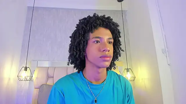 Snapshot of Johan_gz_ chatting on 02/05/26, 11:37 Johan gz online show from 02/05/26, 11:37