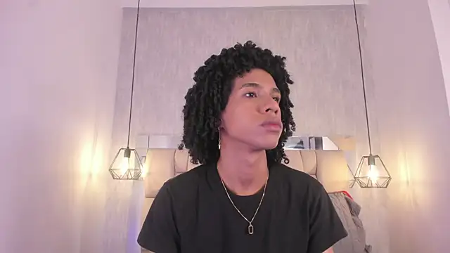 Snapshot of Johan_gz_ chatting on 02/06/26, 11:46 Johan gz online show from 02/06/26, 11:46