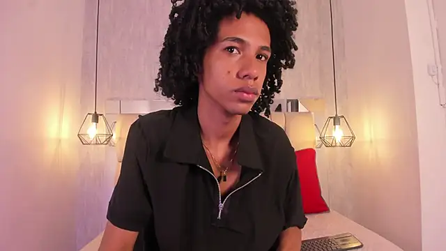 Snapshot of Johan_gz_ chatting on 02/07/26, 11:36 Johan gz online show from 02/07/26, 11:36