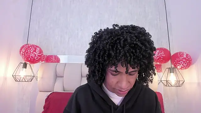 Snapshot of Johan_gz_ chatting on 02/16/26, 11:39 Johan gz online show from 02/16/26, 11:39