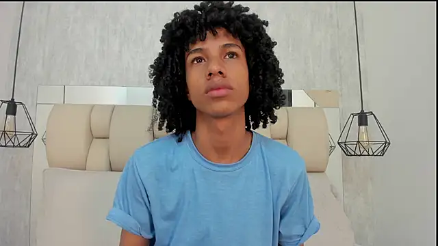 Snapshot of Johan_gz_ chatting on 02/19/26, 11:39 Johan gz online show from 02/19/26, 11:39