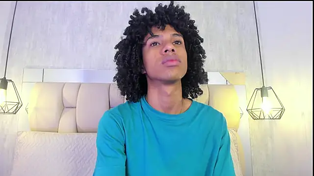 Snapshot of Johan_gz_ chatting on 02/20/26, 11:43 Johan gz online show from 02/20/26, 11:43