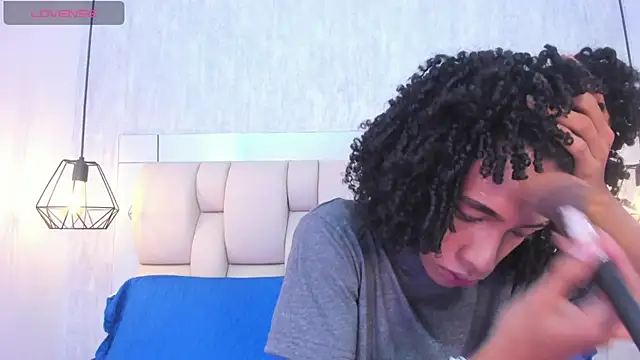 Snapshot of Johan_gz_ chatting on 03/03/26, 11:38 Johan gz online show from 03/03/26, 11:38