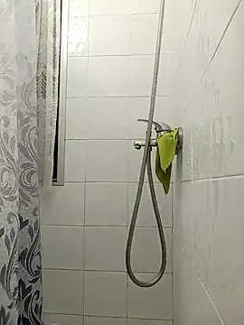 Snapshot of facha28 chatting on 09/19/25, 10:54 facha28 online show from 09/19/25, 10:54