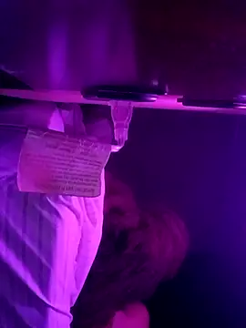 sarahkat86 online show from 10/02/25, 04:08