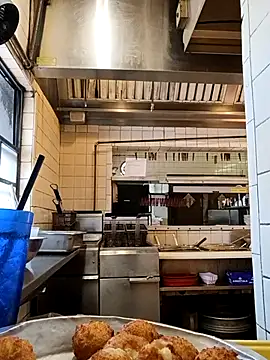 sarahkat86 online show from 12/01/25, 04:23