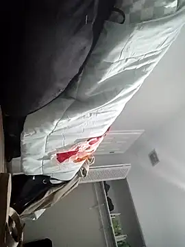 sarahkat86 online show from 02/28/26, 11:06