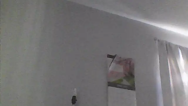 sarahkat86 online show from 04/14/26, 09:54