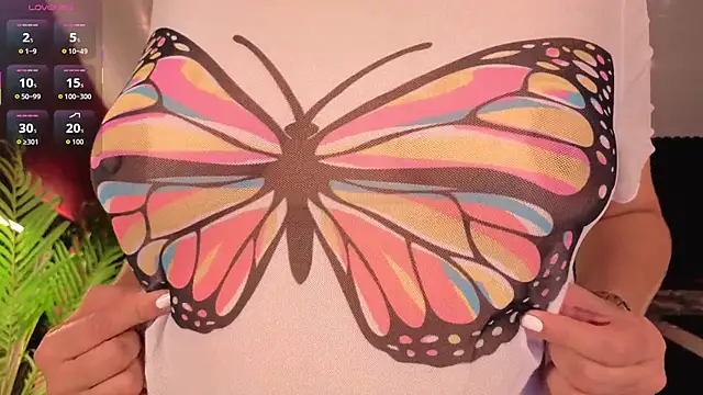 CristalHeart  online show from 10/20/25, 12:05