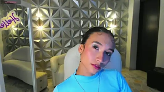 Snapshot of hellen_tease chatting on 05/18/26, 12:55 hellen tease online show from 05/18/26, 12:55