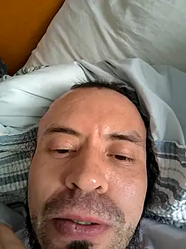 Snapshot of ferchiston chatting on 09/11/25, 07:03 ferchiston online show from 09/11/25, 07:03