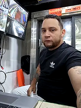 Catire10  online show from 11/22/25, 02:38