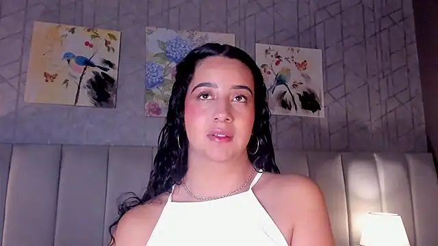 BellaSwwan online show from 10/02/25, 01:18