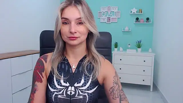 LilFleurish online show from 10/30/25, 05:20