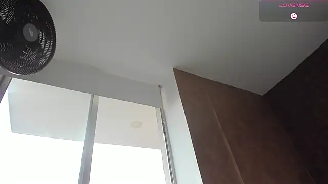 sweet  vanessa1 online show from 03/05/26, 10:50