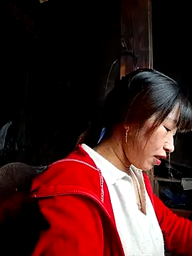 ngocngoc cute online show from 11/06/25, 01:06