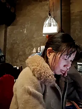 ngocngoc cute online show from 11/11/25, 01:33