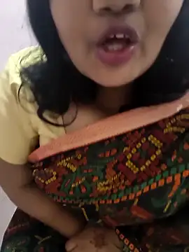 Snapshot of Swapna_Hyd chatting on 09/12/25, 04:01 Swapna Hyd online show from 09/12/25, 04:01