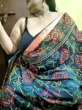 Snapshot of Swapna_Hyd chatting on 11/09/25, 09:40 Swapna Hyd online show from 11/09/25, 09:40