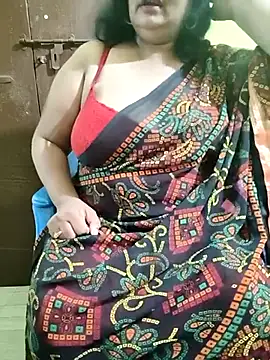 Snapshot of Swapna_Hyd chatting on 11/23/25, 09:53 Swapna Hyd online show from 11/23/25, 09:53