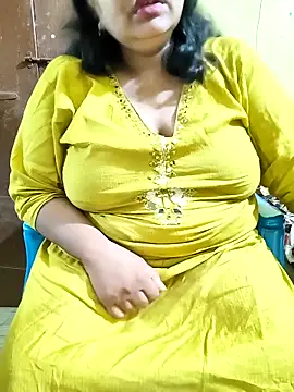 Snapshot of Swapna_Hyd chatting on 11/25/25, 08:53 Swapna Hyd online show from 11/25/25, 08:53