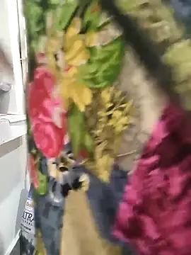 Snapshot of Swapna_Hyd chatting on 12/21/25, 09:49 Swapna Hyd online show from 12/21/25, 09:49