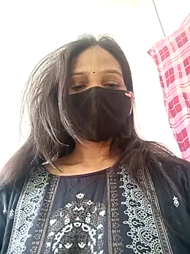 soni yhakur online show from 04/15/26, 03:24