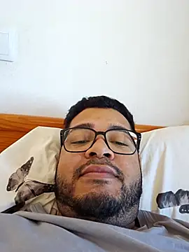 Snapshot of EbanoENeves69 chatting on 11/18/25, 10:09 EbanoENeves69 online show from 11/18/25, 10:09