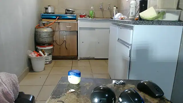 YummySyriaxoxo online show from 10/08/25, 03:53