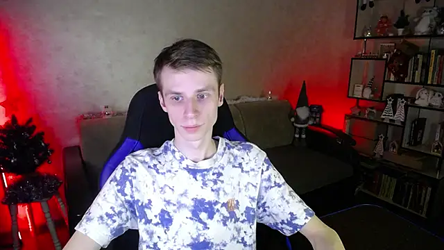 yes cute boy  online show from 01/09/26, 01:36