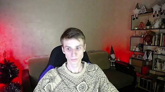 yes cute boy  online show from 01/12/26, 12:49