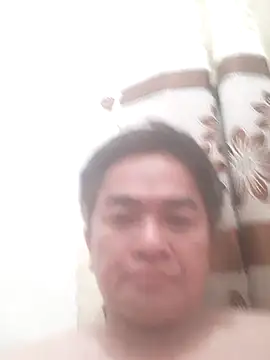 Snapshot of Brongiep chatting on 10/03/25, 11:51 Brongiep online show from 10/03/25, 11:51