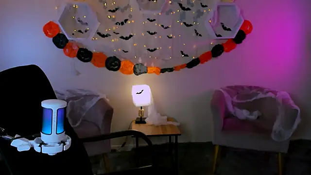 lilith diva online show from 10/22/25, 08:08