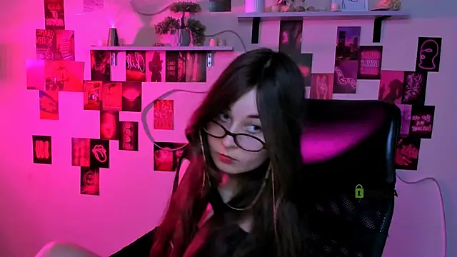 lilith diva online show from 04/18/26, 07:58