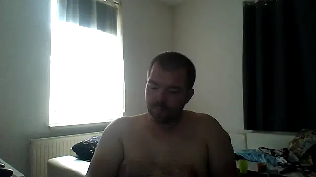 Snapshot of freak858 chatting on 07/05/26, 03:41 freak858 online show from 07/05/26, 03:41