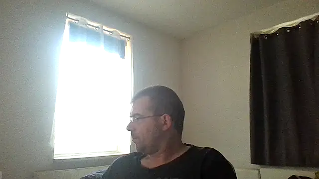 Snapshot of freak858 chatting on 07/11/26, 06:49 freak858 online show from 07/11/26, 06:49