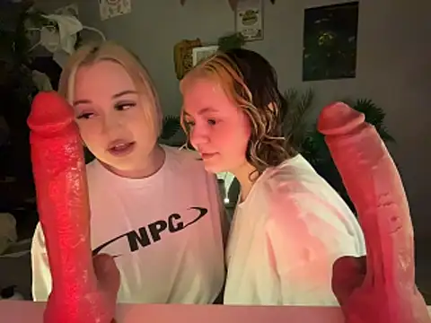 MoonIvy  online show from 02/18/26, 06:26