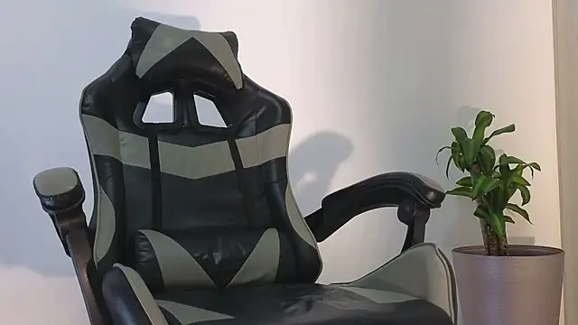 Wyatt Rose online show from 09/24/25, 12:47