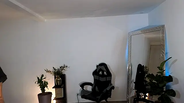 Wyatt Rose online show from 09/29/25, 11:53