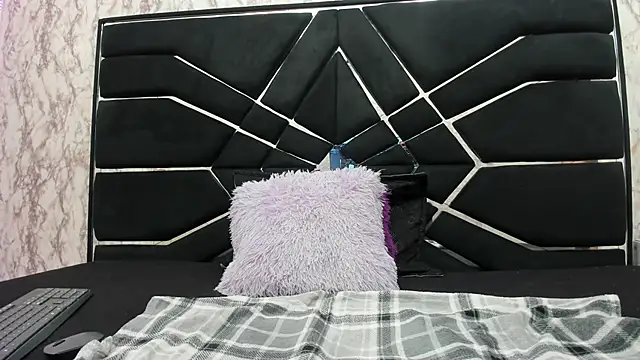 LITTLESUSSYY  online show from 10/09/25, 11:41